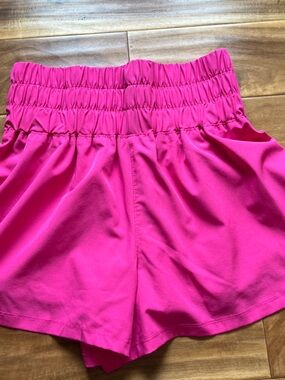 Vanilla Star Fuchsia High-Waist Athletic Shorts XS